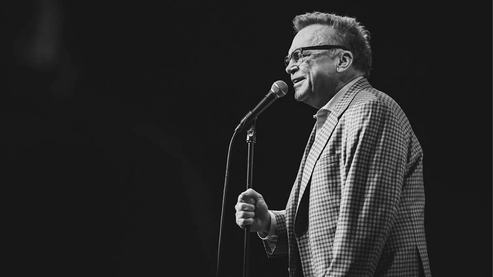 1920x1080 Tom Arnold